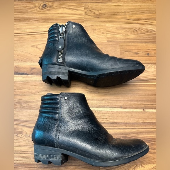 SOREL Women’s Danica Short Weatherproof Boot size 7.5. Women’s - Picture 2 of 10